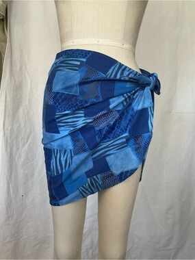 Women's Blue Patch-Print Swim Sarong Wrap